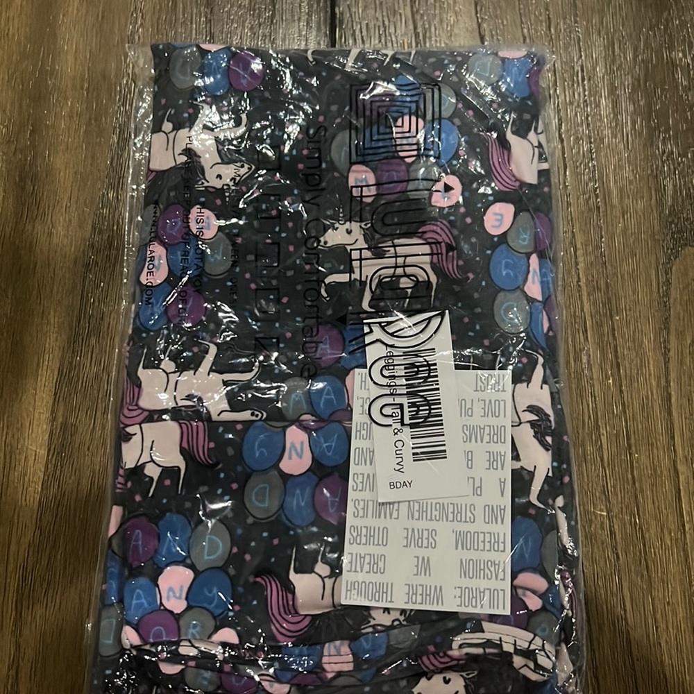 LuLaRoe TC (tall and curvy) special addition birthday leggings